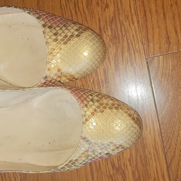 Christian Louboutin round toe python pumps EU39.5/US8.5 - Picture 2 of 6